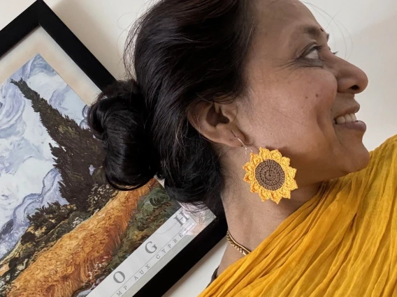 woman in yellow 